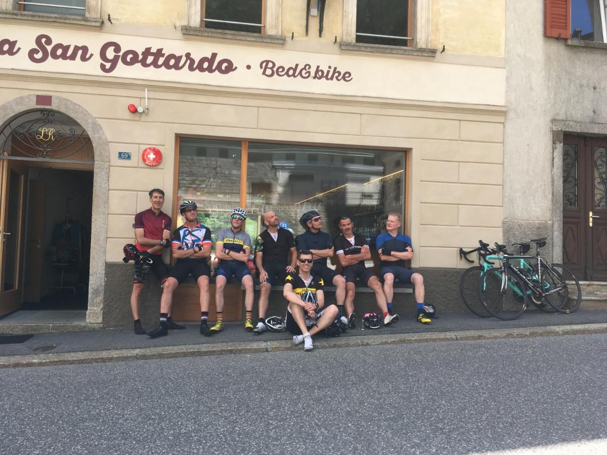 Hotel Bed&Bike Tremola San Gottardo Airolo Exterior foto