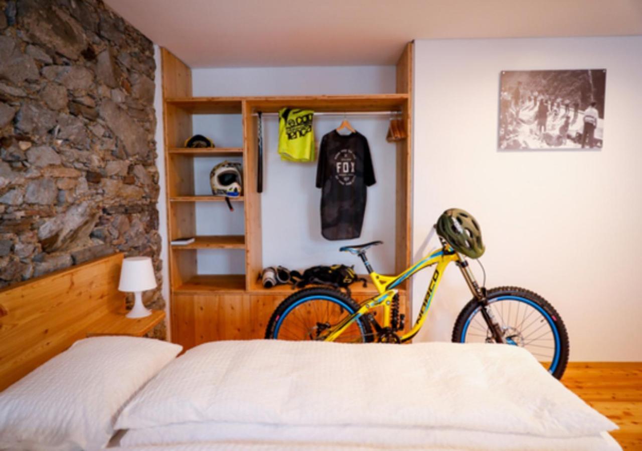 Hotel Bed&Bike Tremola San Gottardo Airolo Exterior foto