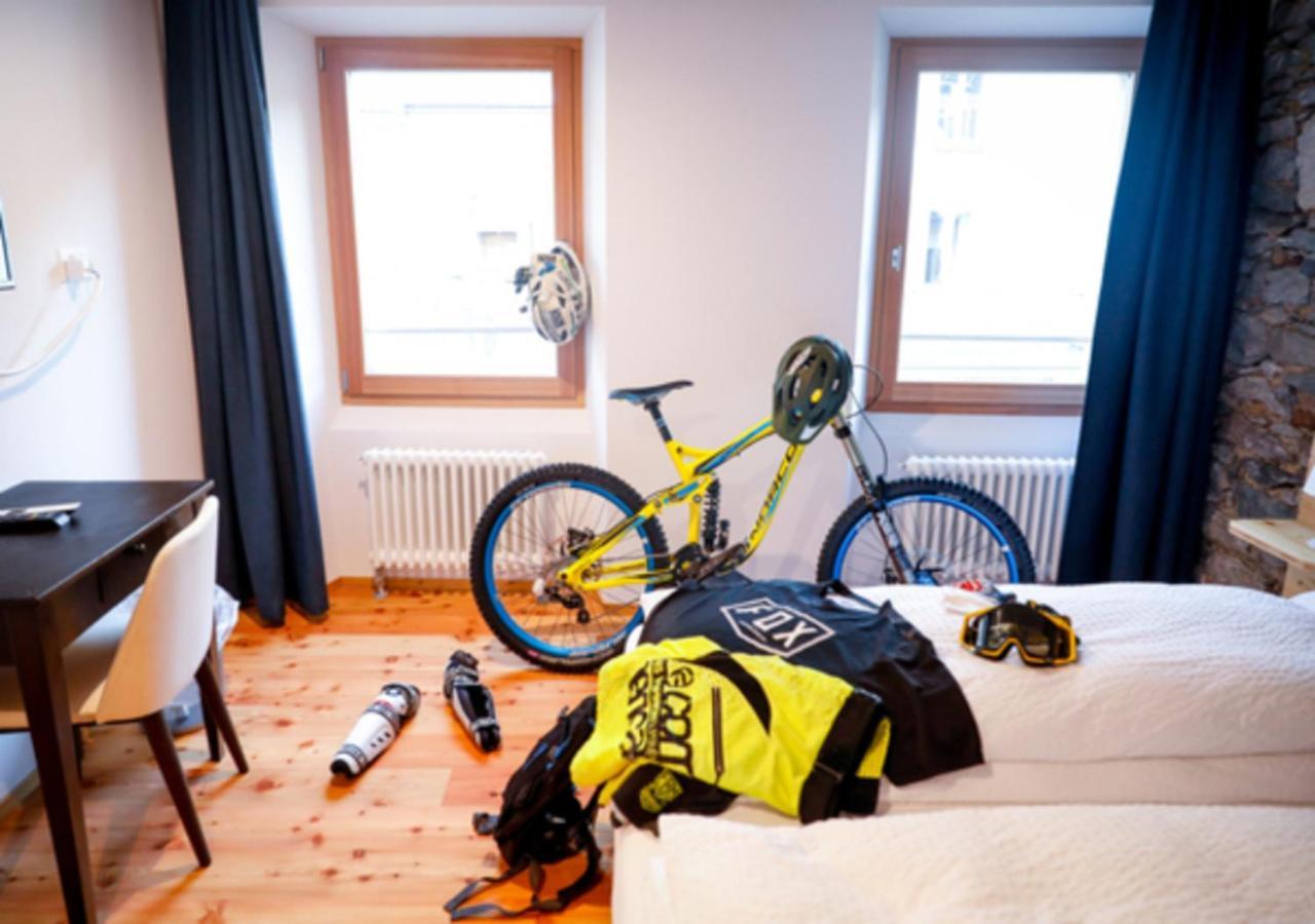 Hotel Bed&Bike Tremola San Gottardo Airolo Exterior foto